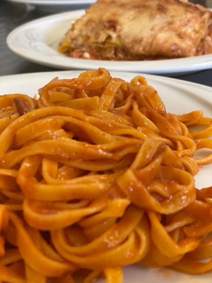 Hotel Ravello Da Lorenzo E Moira Adults Only Римини Екстериор снимка